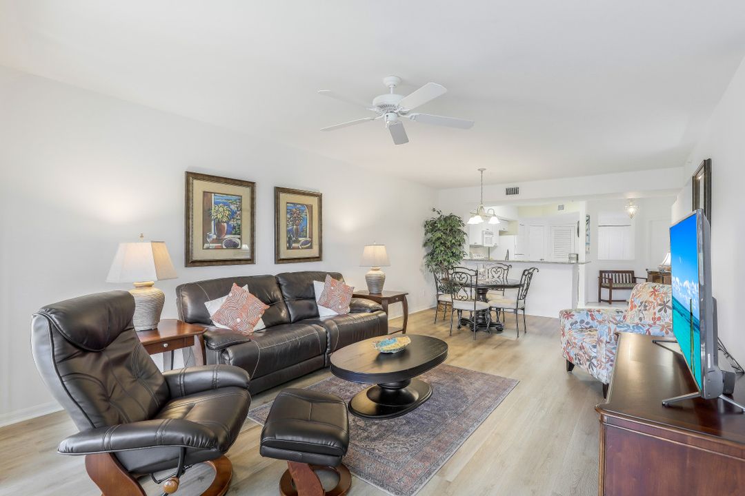 5060 Cedar Springs Dr #102, Naples, FL 34110