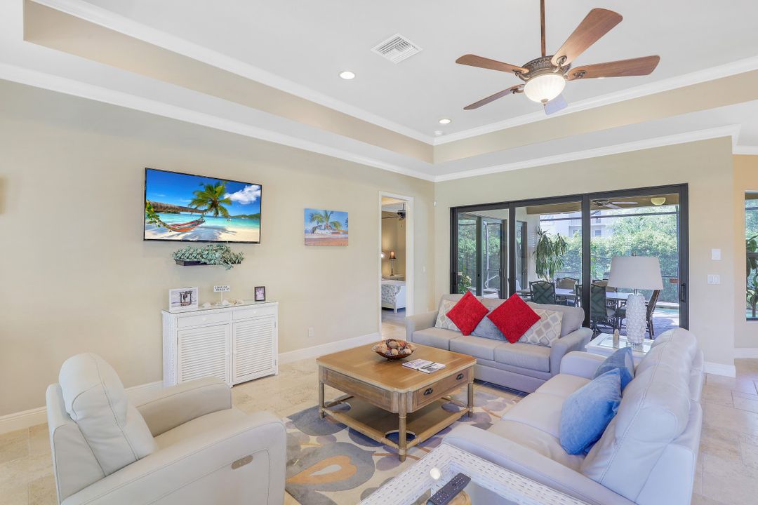 808 Seagrape Dr, Marco Island, FL 34145