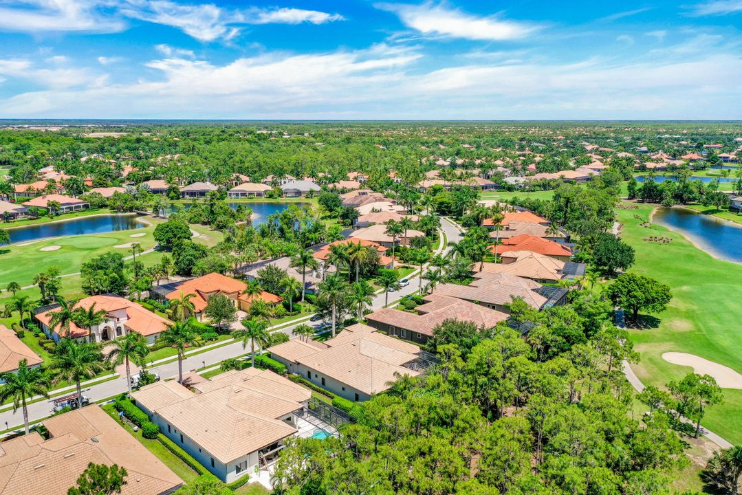 7413 Byrons Way, Naples, FL 34113