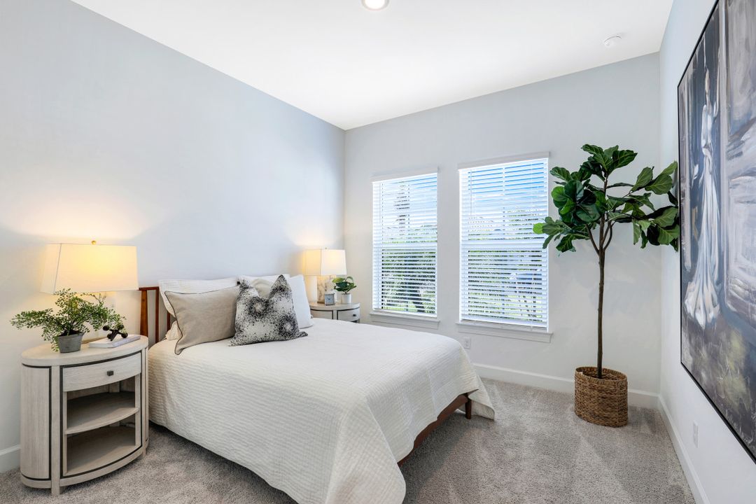 8924 Cappello Ct, Naples, FL 34119