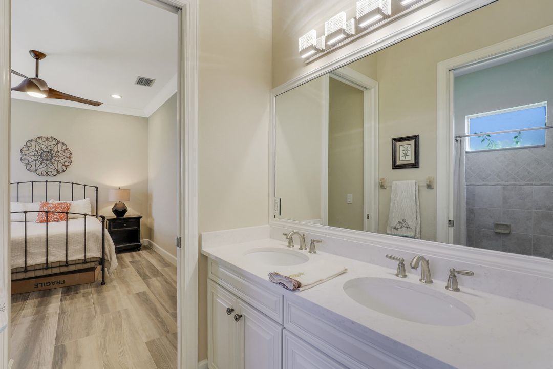 9661 Cobalt Cove Cir, Naples, FL 34120