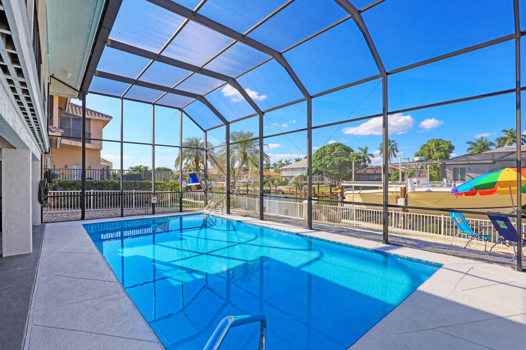 1672 Barbarosa Ct, Marco Island, FL 34145