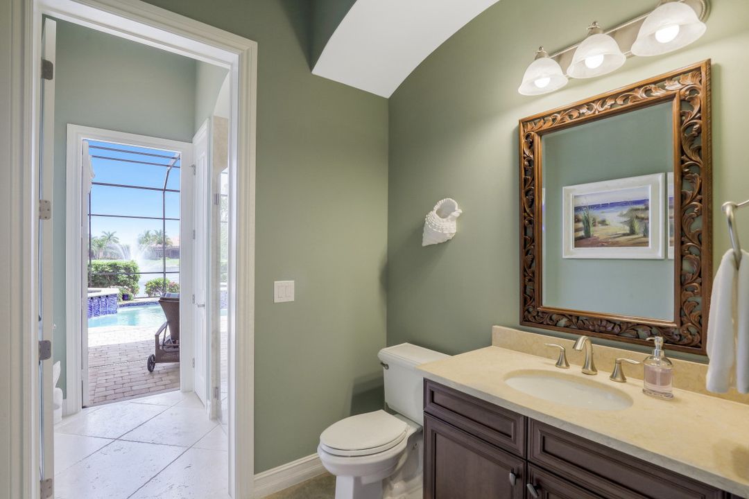 6512 Costa Cir, Naples, FL 34113