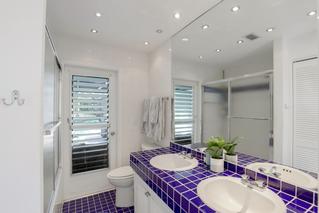 6640 Trail Blvd, Naples, FL 34108