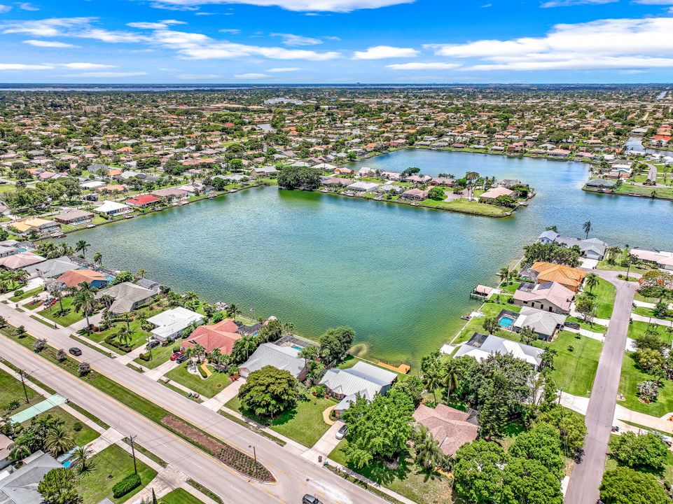 1014 Hancock Bridge Pkwy, Cape Coral, FL 33990