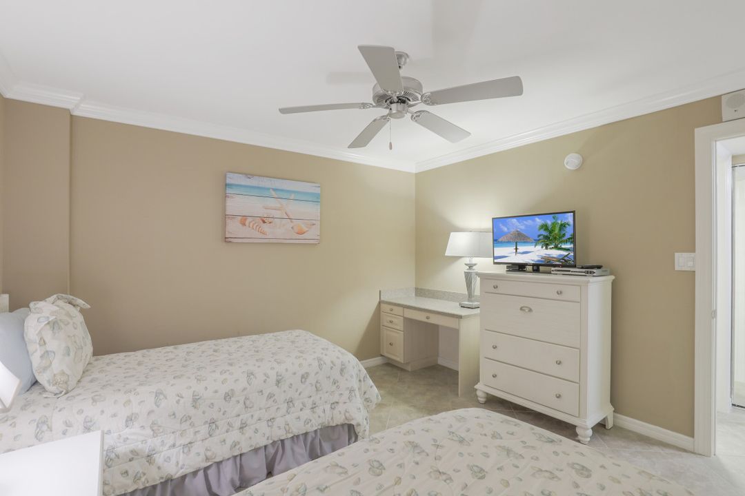 440 Seaview Ct #104, Marco Island, FL 34145