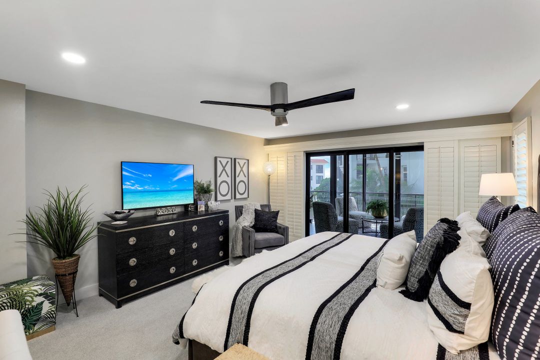 3333 Gulf Shore Blvd N #103, Naples, FL 34103
