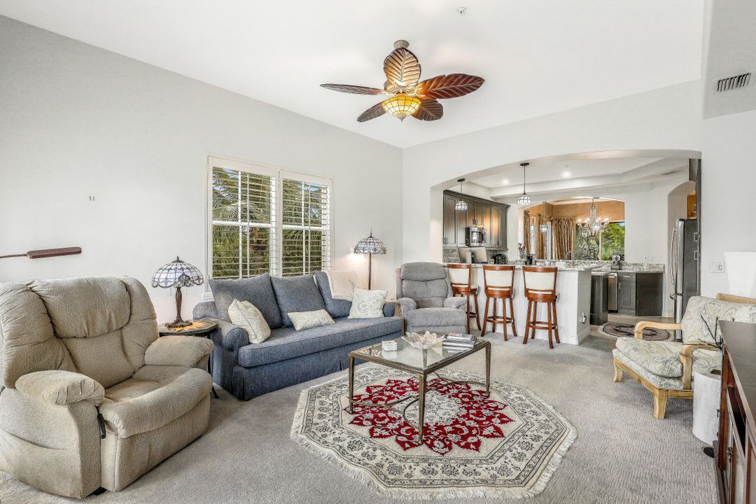 2609 Estrella Dr #1903, Naples, FL 34109