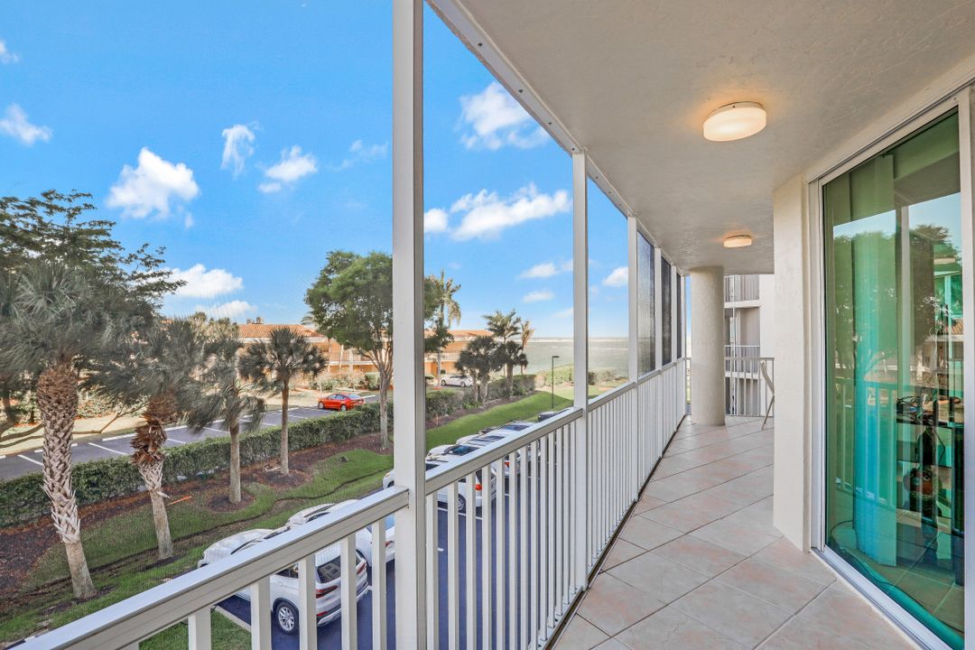 1070 S Collier Blvd #301, Marco Island, FL 34145