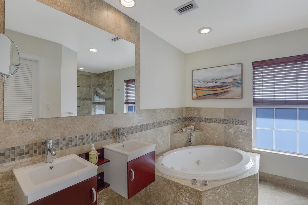 401 Willet Ave, Naples, FL 34108