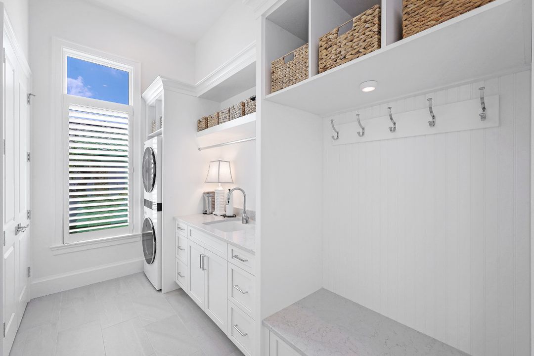 1591 Jamaica Ct, Marco Island, FL 34145