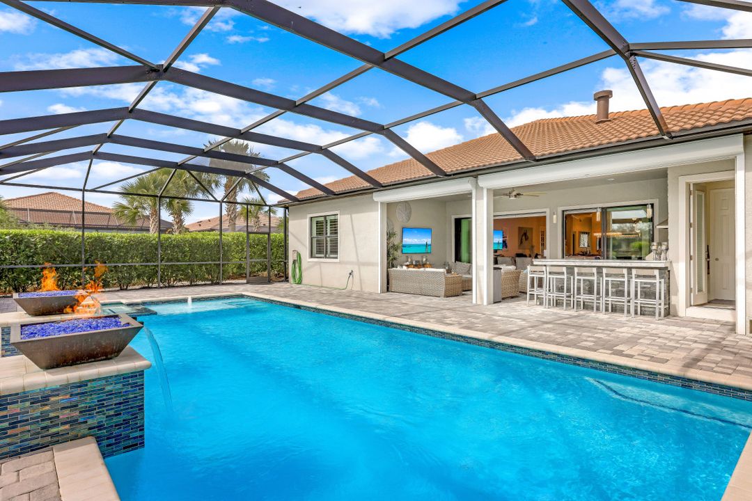 8984 Horned Lark Dr, Naples, FL 34120