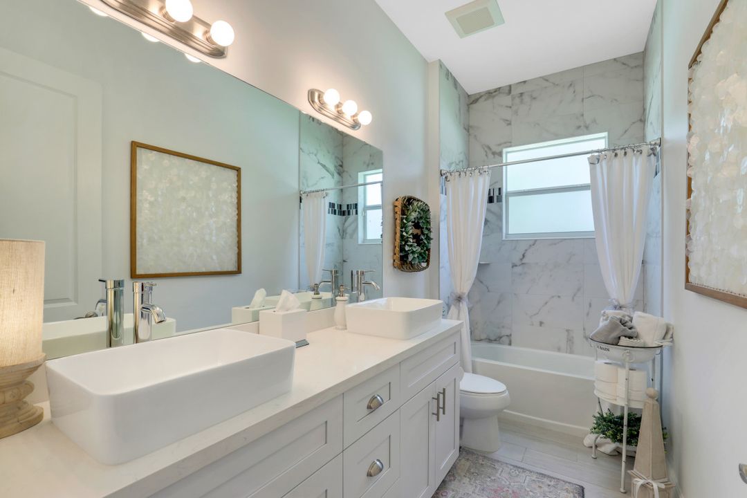 2112 16th St NE, Naples, FL 34120