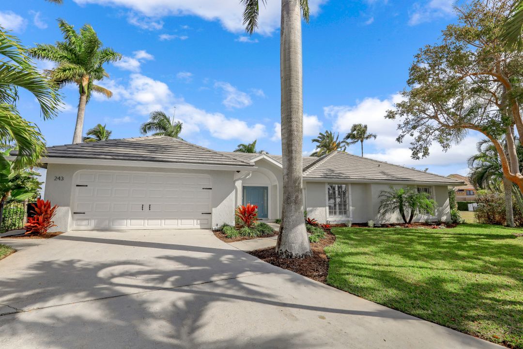 243 Dan River Ct, Marco Island, FL 34145