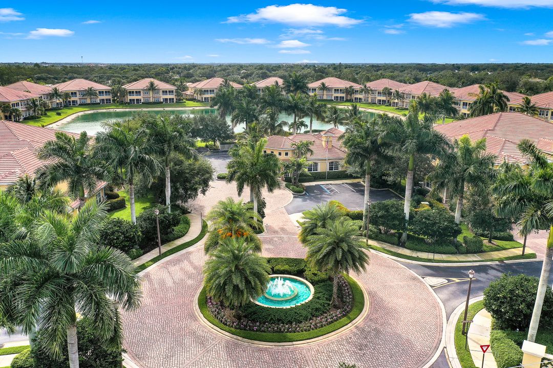 7164 Lemuria Cir #1603, Naples, FL 34109