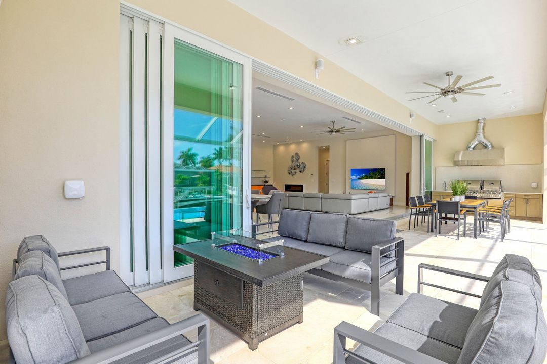 5232 Seminole Ct, Cape Coral, FL 33904