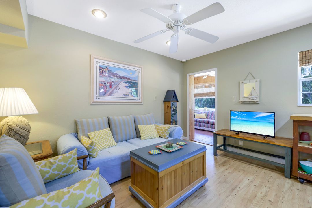 2471 Oleander St, Saint James City, FL 33956