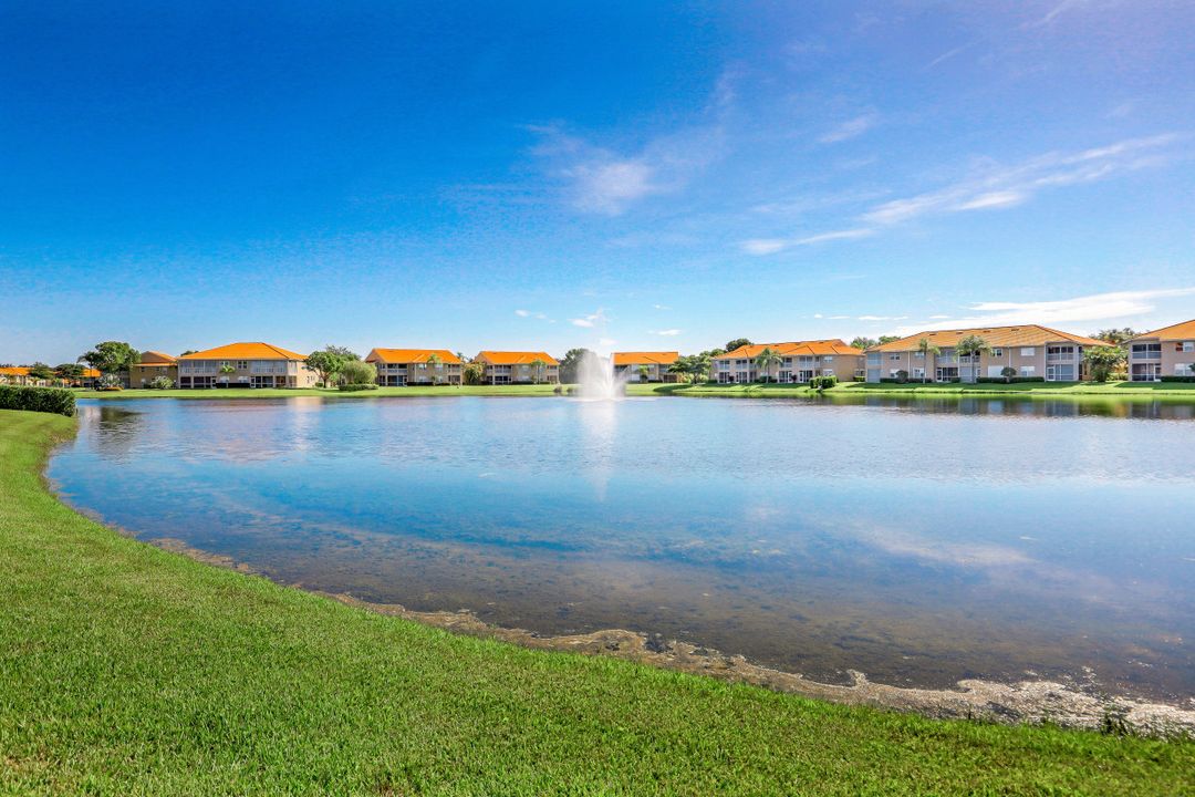 6650 Huntington Lakes Cir #203, Naples, FL 34119