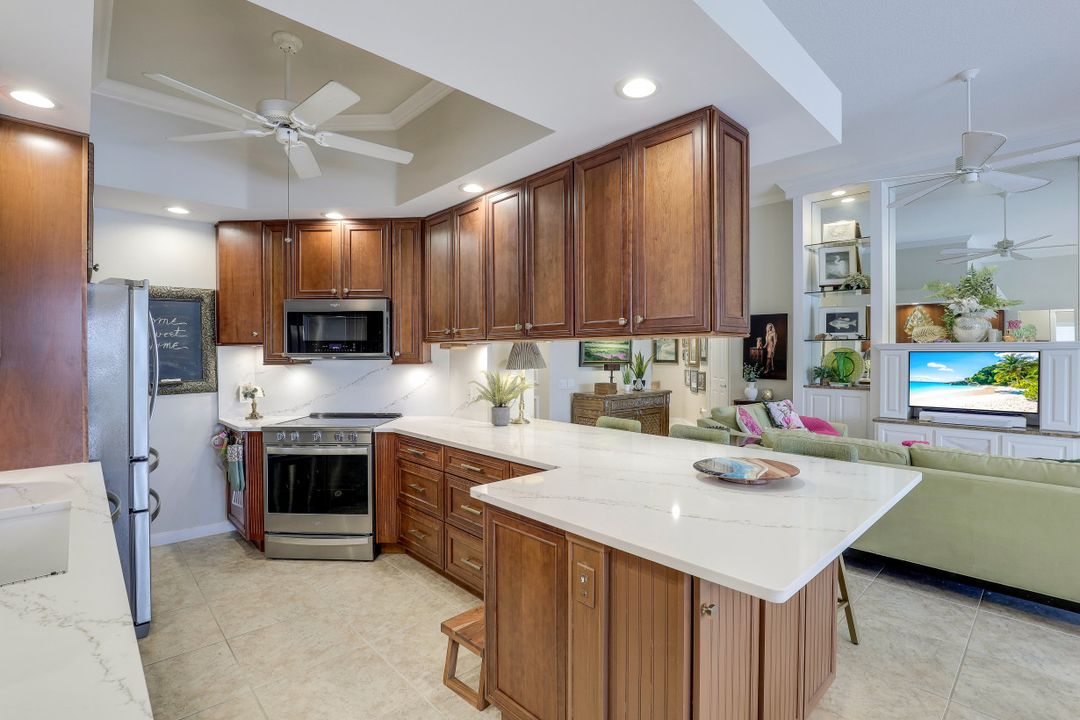 2909 Hatteras Way, Naples, FL 34119