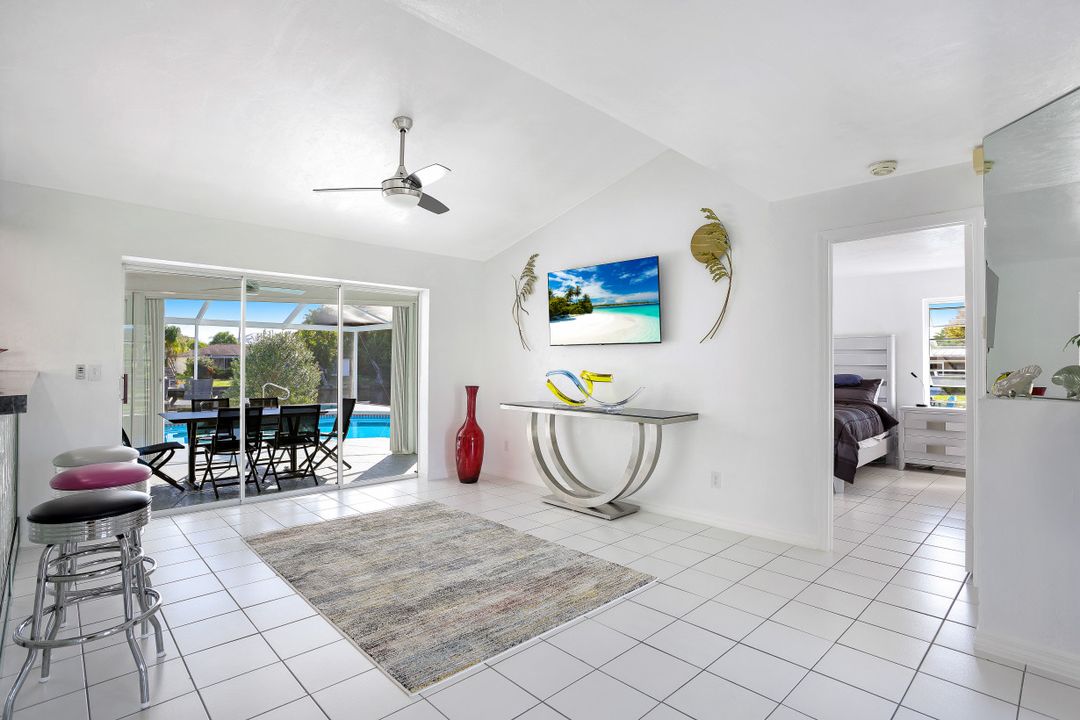 1144 Lincoln Ct, Cape Coral, FL 33904