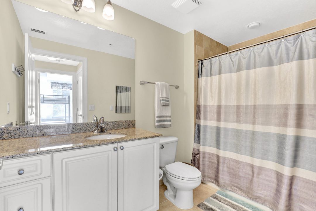 2825 Palm Beach Blvd #519, Fort Myers, FL 33916