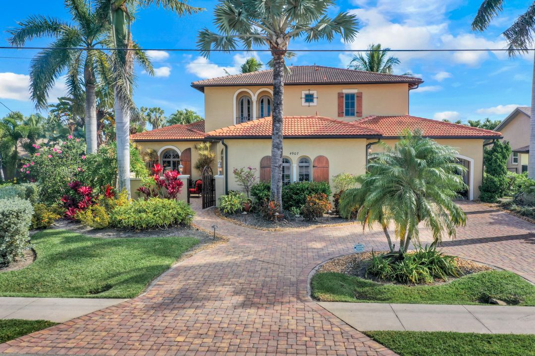 4907 Pelican Blvd, Cape Coral, FL 33914