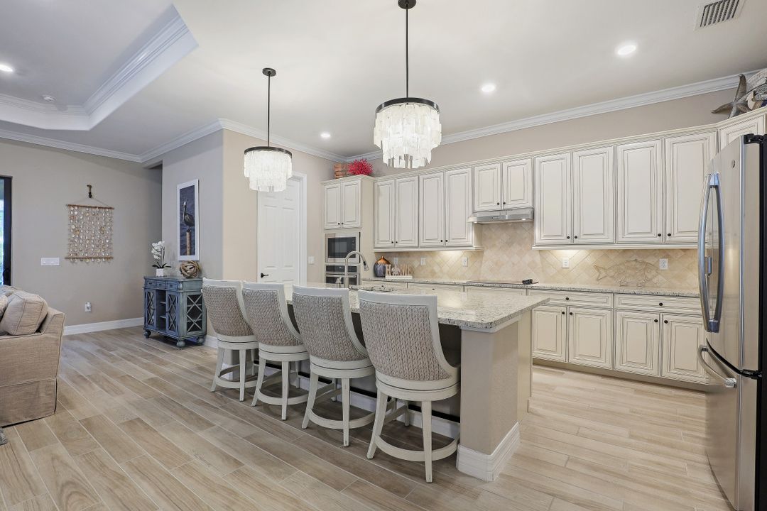 17320 Galway Run, Bonita Springs, FL 34135