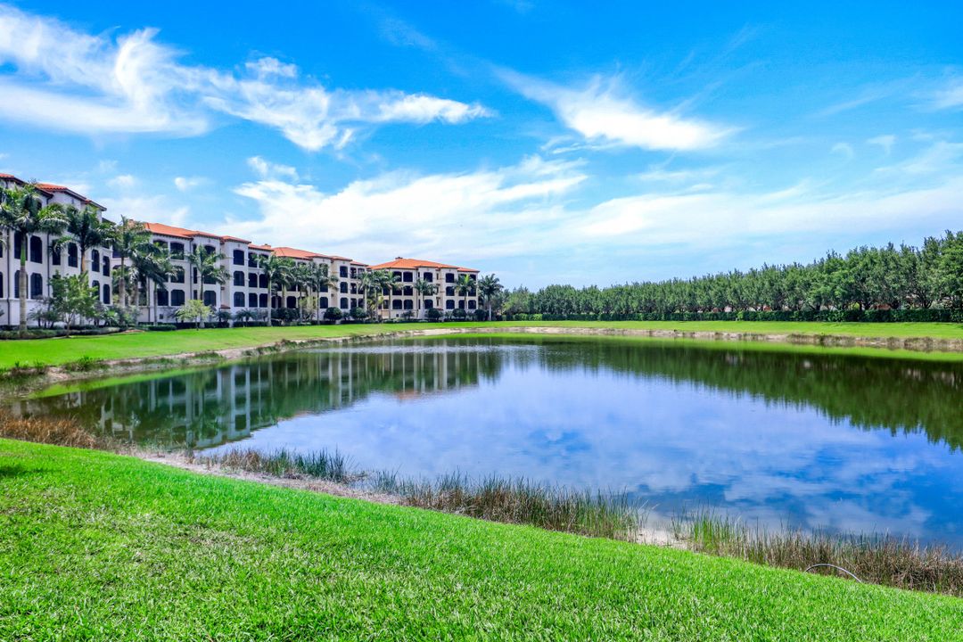 16449 Carrara Way #15-201, Naples, FL 34110