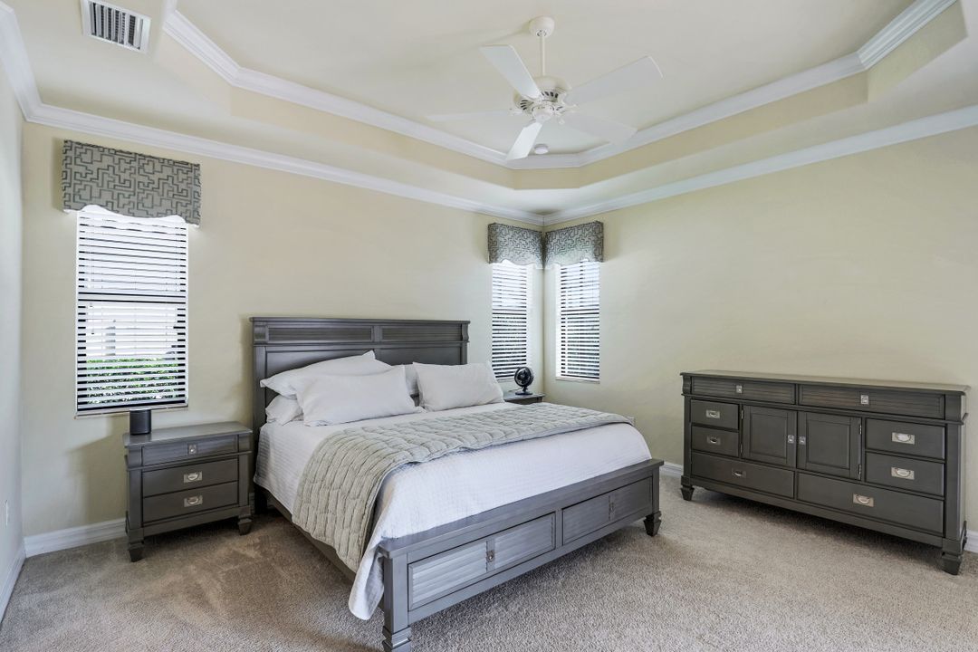 12672 Kinross Ln, Naples, FL 34120