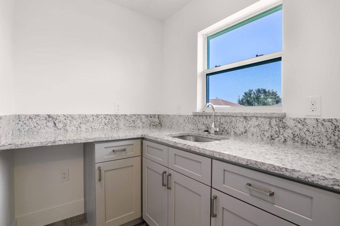 3410 34th St SW, Lehigh Acres, FL 33976