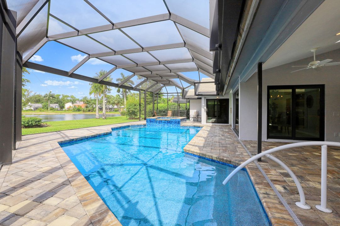 1380 Bald Eagle Dr, Naples, FL 34105