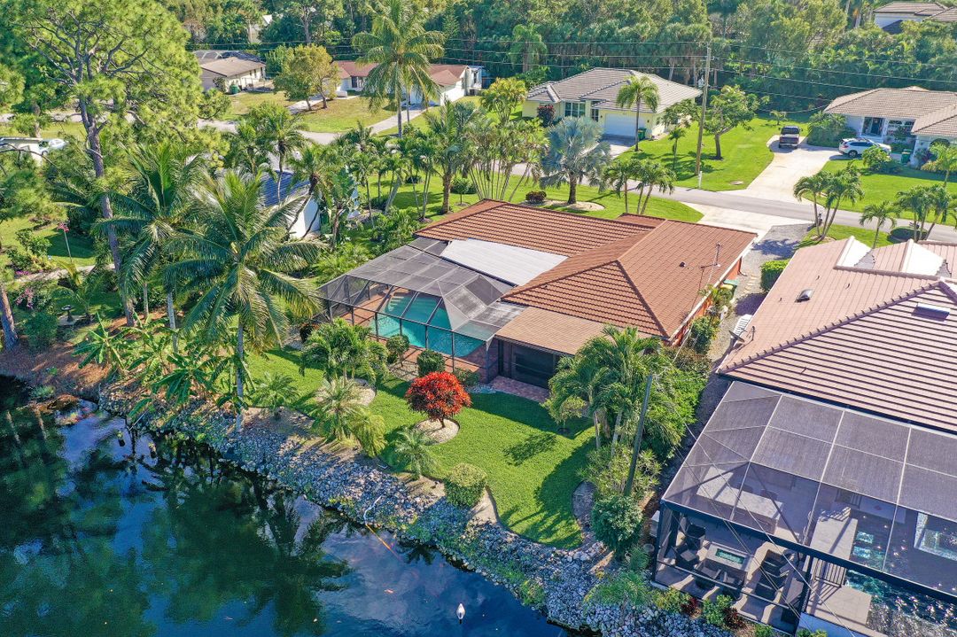 989 E Valley Dr, Bonita Springs, FL 34134