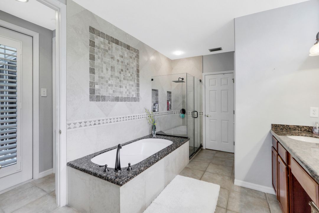 12836 Brynwood Way, Naples, FL 34105