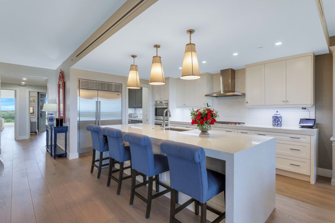 13915 Old Coast Rd #805, Naples, FL 34110