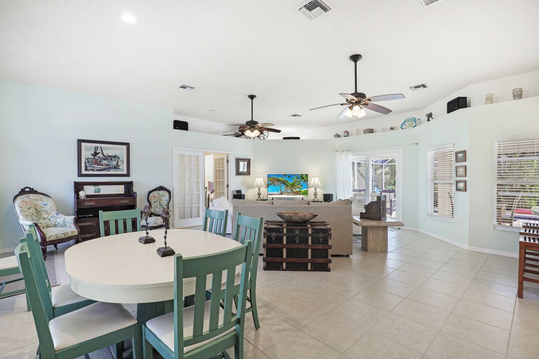 2710 SW 37th St, Cape Coral, FL 33914