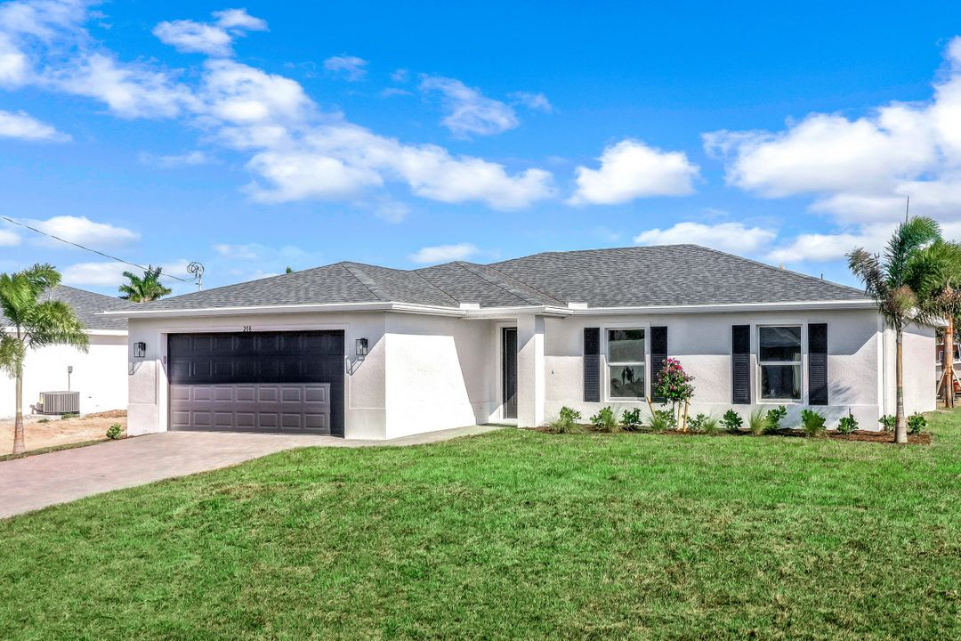 208 NW 28th Terrace, Cape Coral, FL 33993
