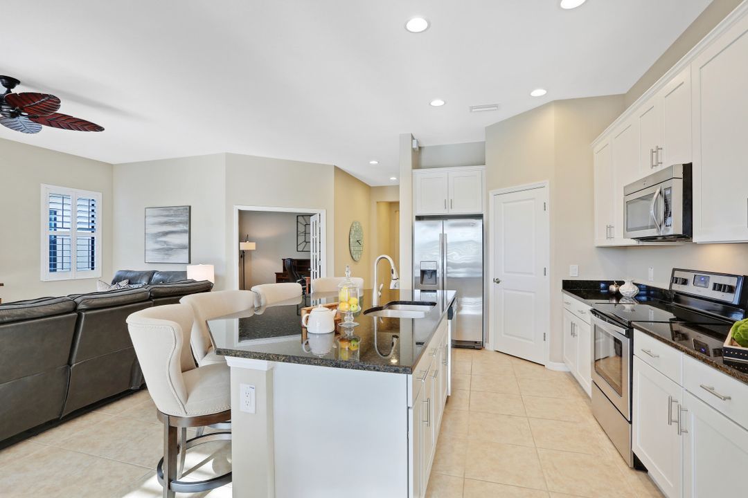 10654 Essex Square Blvd, Fort Myers, FL 33913