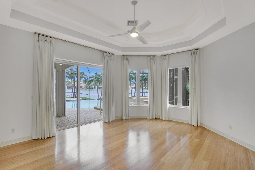 18561 Verona Lago Dr, Miromar Lakes, FL 33913