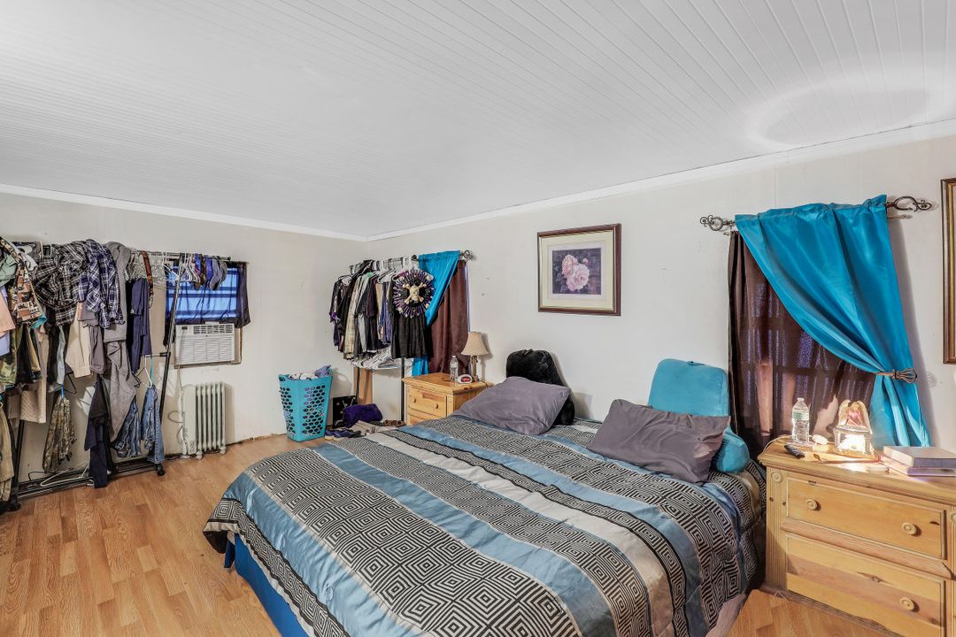 7905 Marx Dr, North Fort Myers, FL 33917