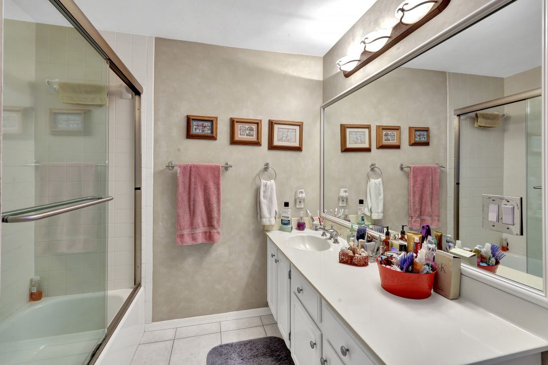 131 Plantation Cir, Naples, FL 34104