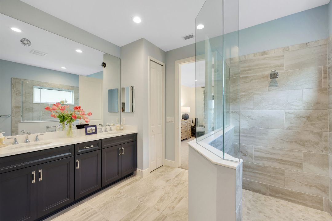 4056 SkySail Drive, Naples, FL 34120
