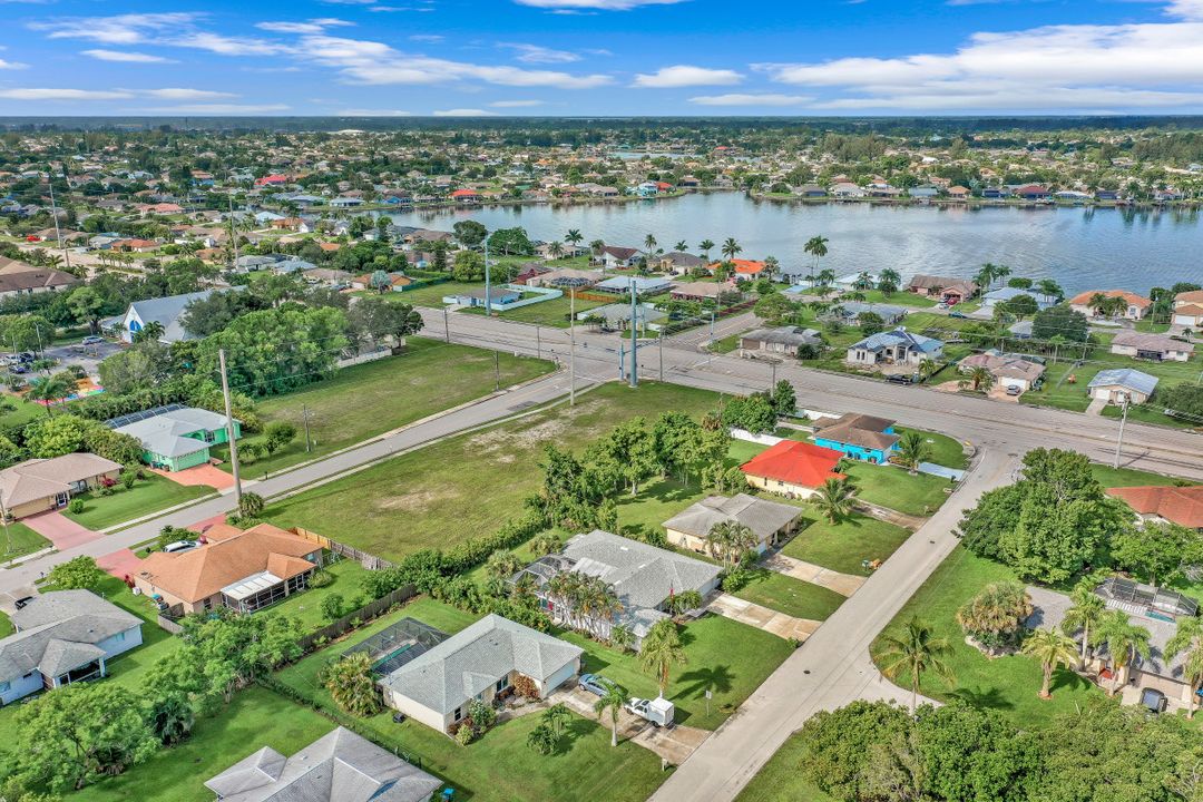 114 SE 7th St, Cape Coral, FL 33990