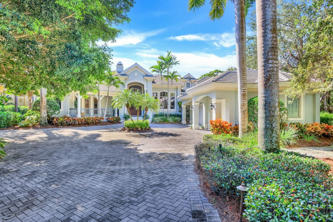 26490 Rookery Lake Dr, Bonita Springs, FL 34134