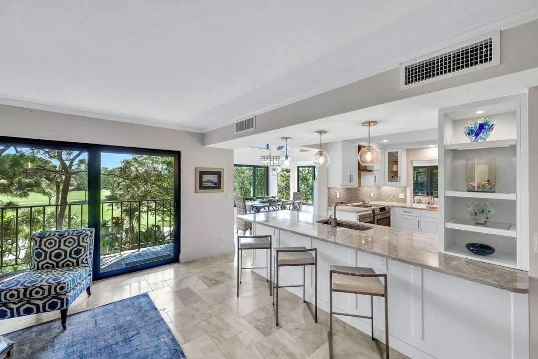 6710 Pelican Bay Blvd #435, Naples, FL 34108