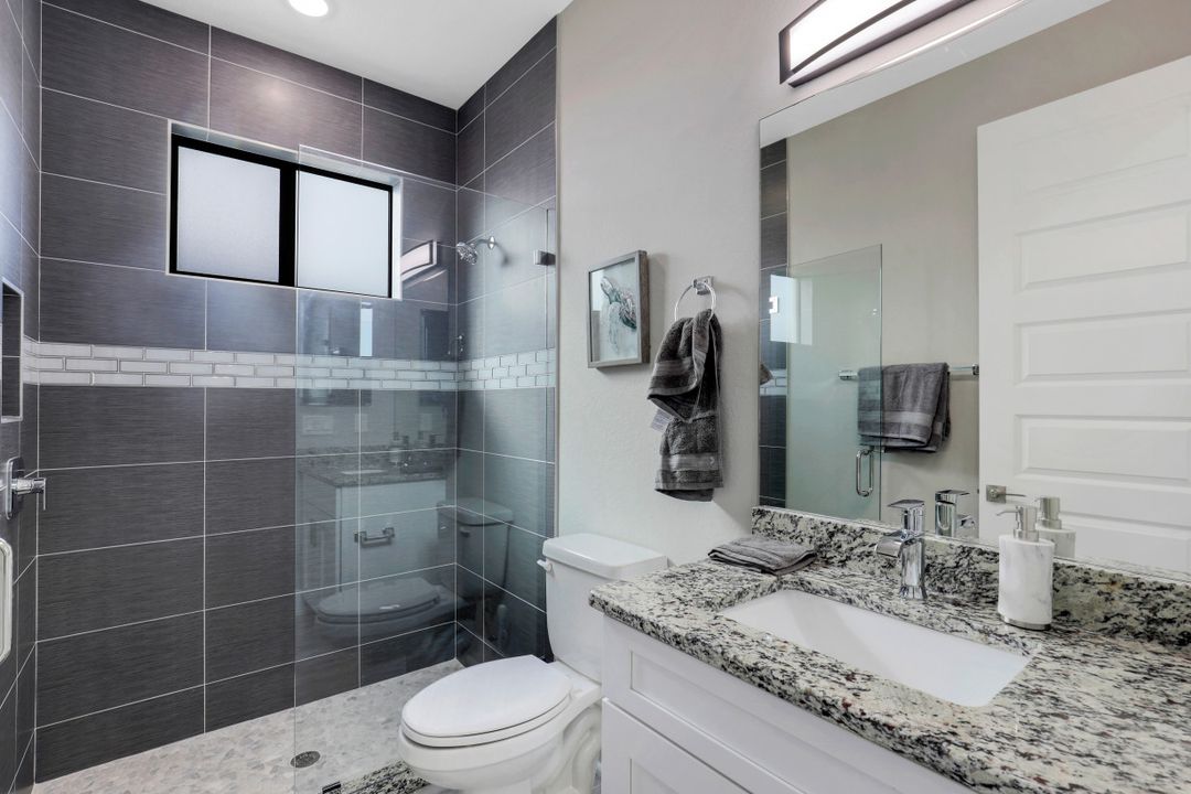 124 SW 38th Terrace, Cape Coral, FL 33914