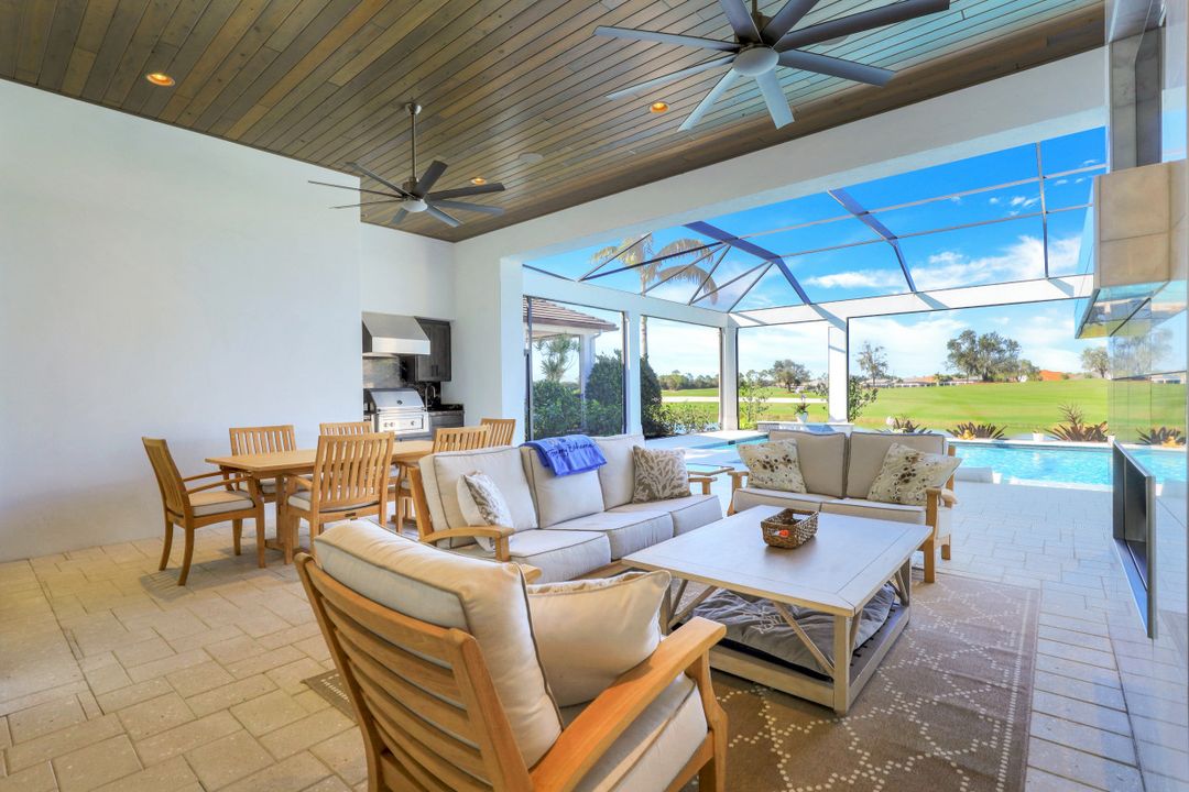 16361 Corsica Way, Naples, FL 34110