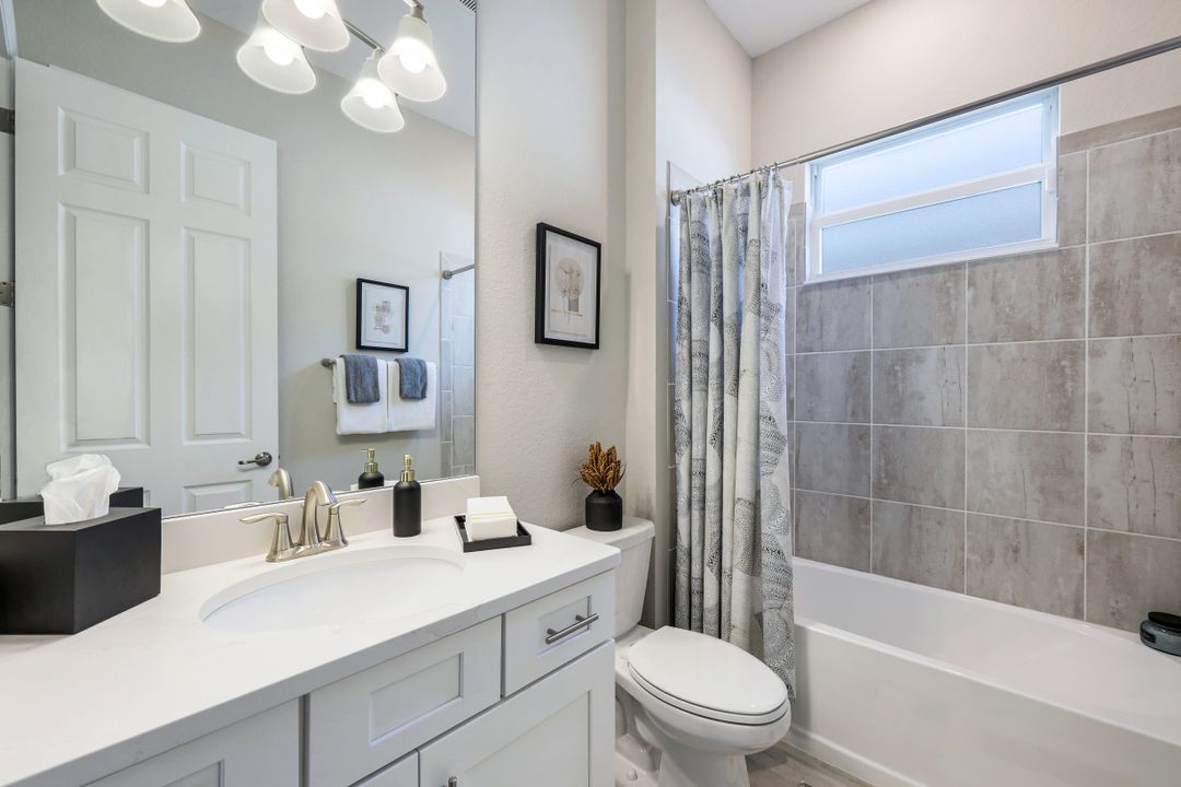 14853 Blue Bay Cir, Fort Myers, FL 33913