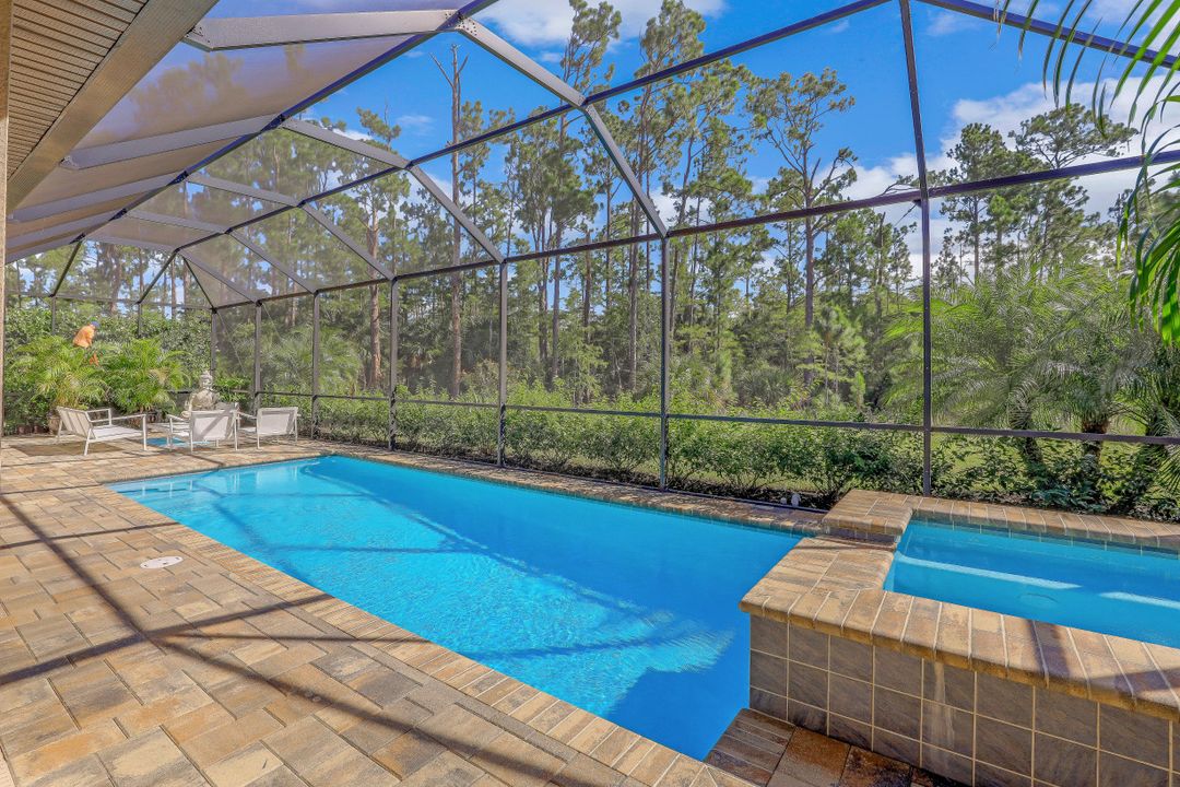 1527 Mockingbird Dr, Naples, FL 34120