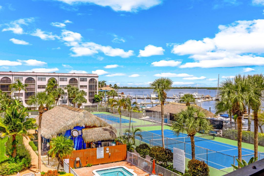 1007 Anglers Cove #J-404, Marco Island, FL 34145