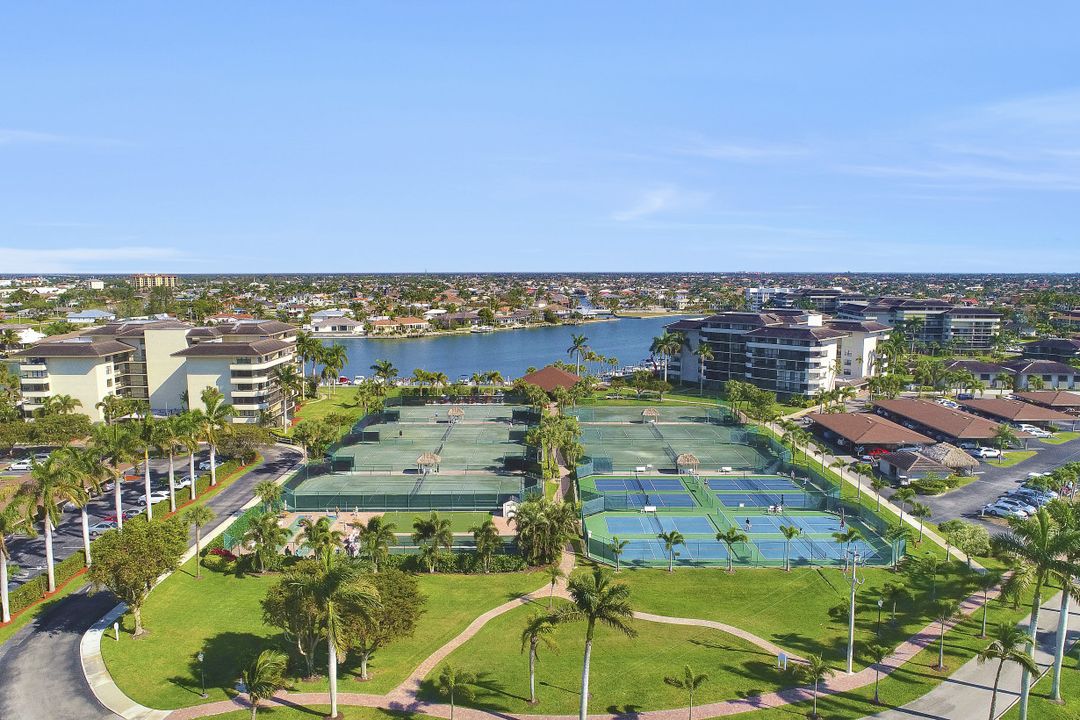 380 Seaview Ct #601, Marco Island, FL 34145